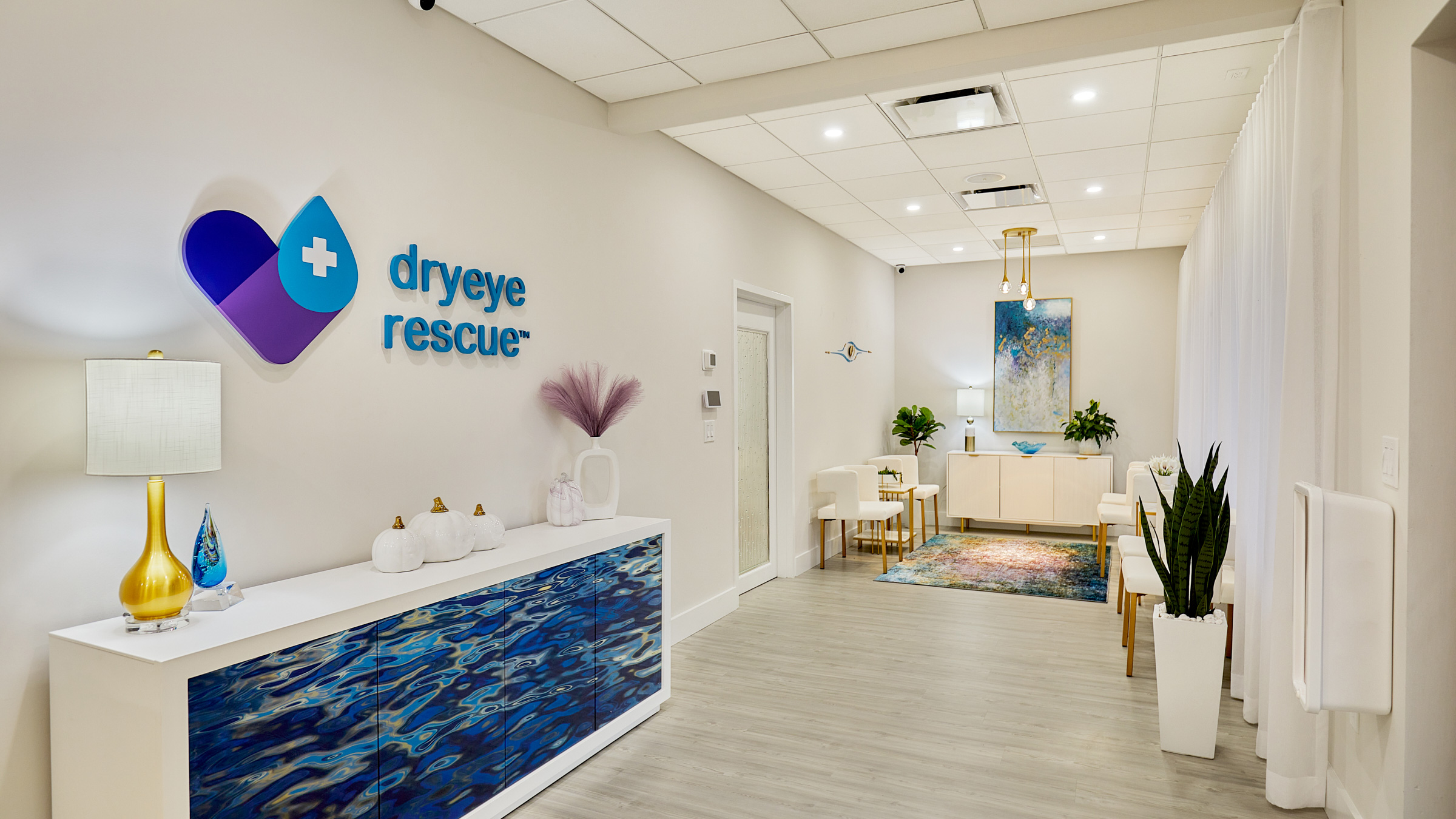 dry eye rescue clinic reception